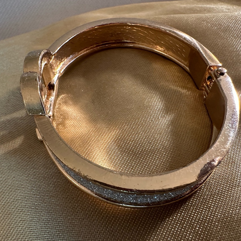 Chic Gold and Silver Crystal Bracelet - Picture 8 of 9